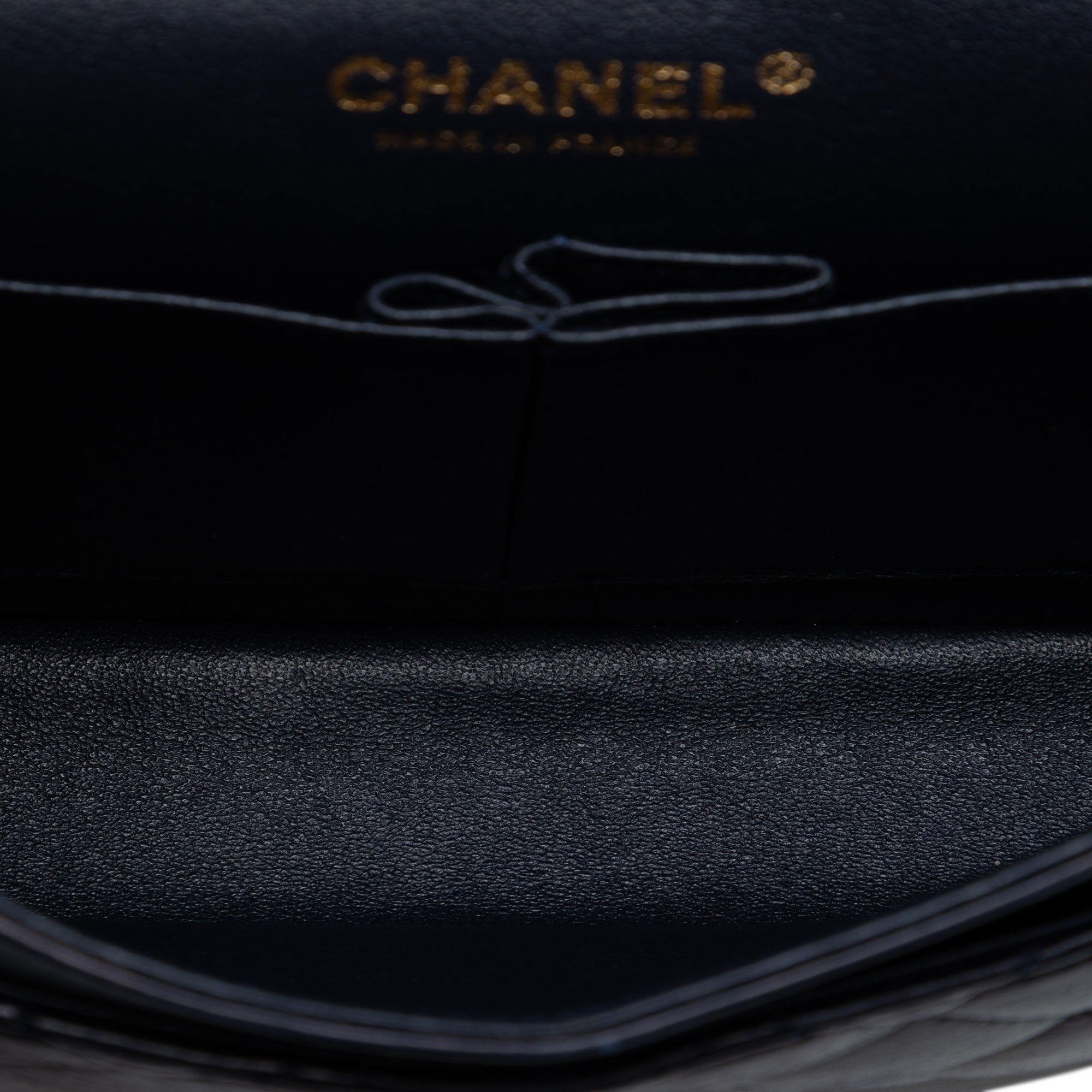 Medium Classic Lambskin Double Flap - Image 4