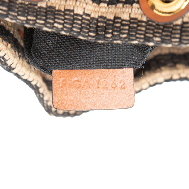 Small Triomphe Raffia Drawstring Bucket Bag - Image 5
