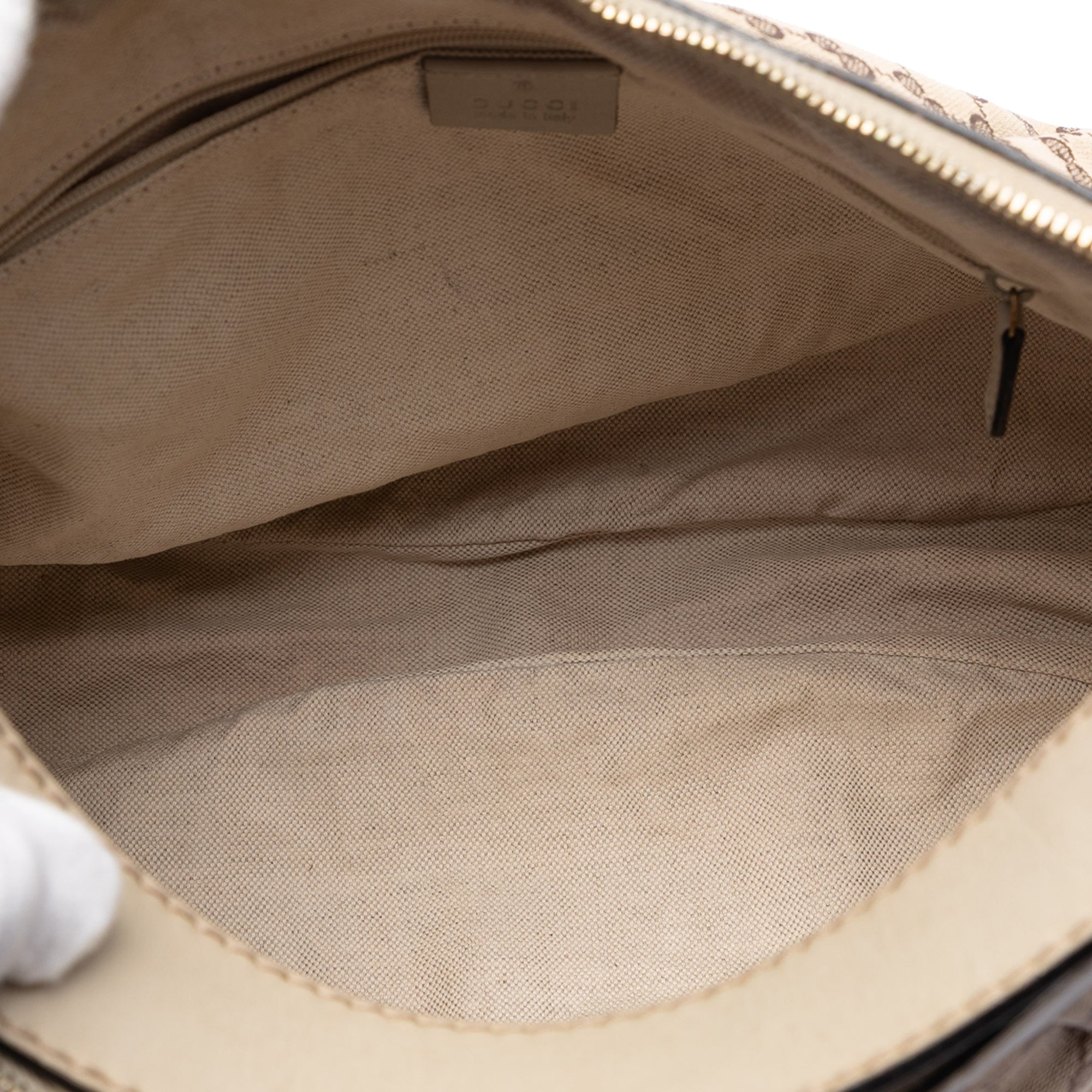 GG Canvas Sukey Shoulder Bag - Image 4