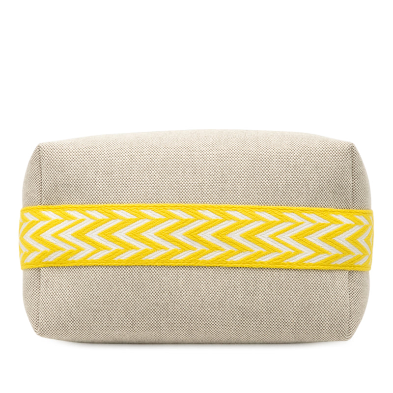 Small H Plume Bride A Brac Case - Image 3
