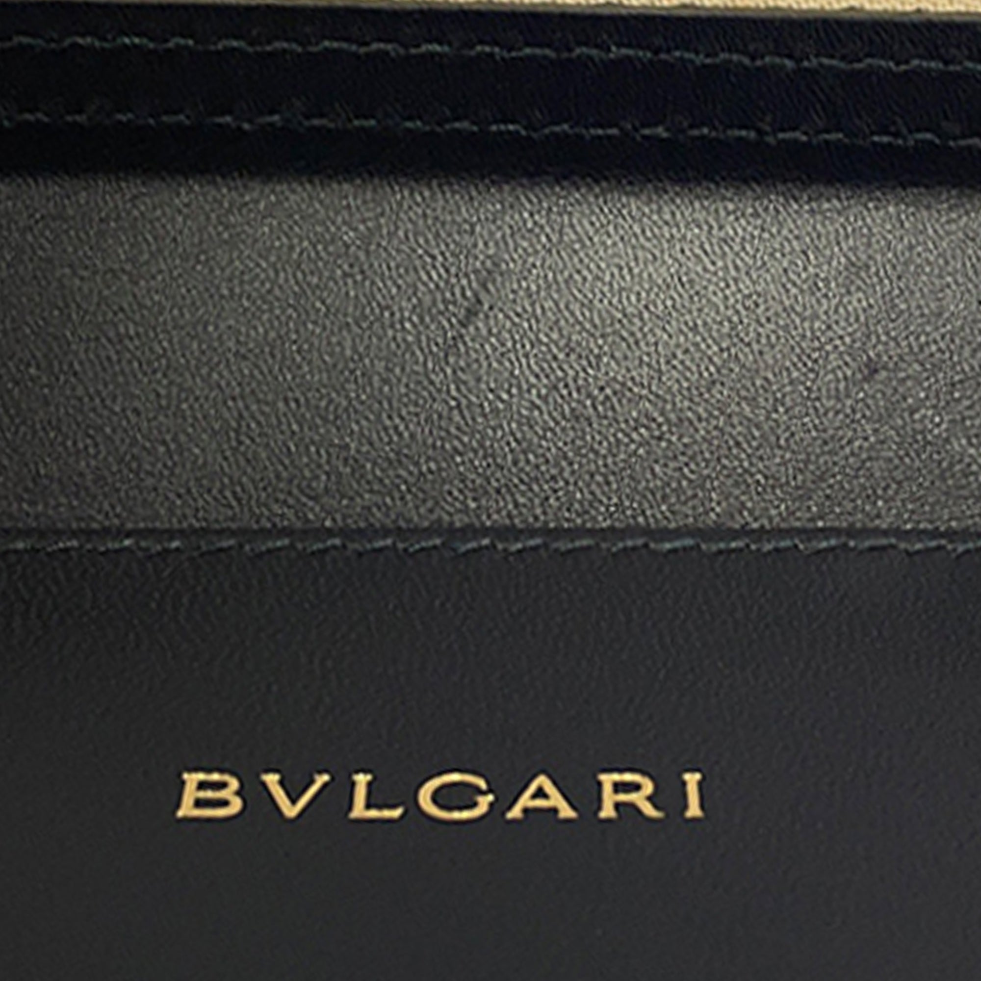 Embossed Leather Serpenti Forever Vanity Bag - Image 7