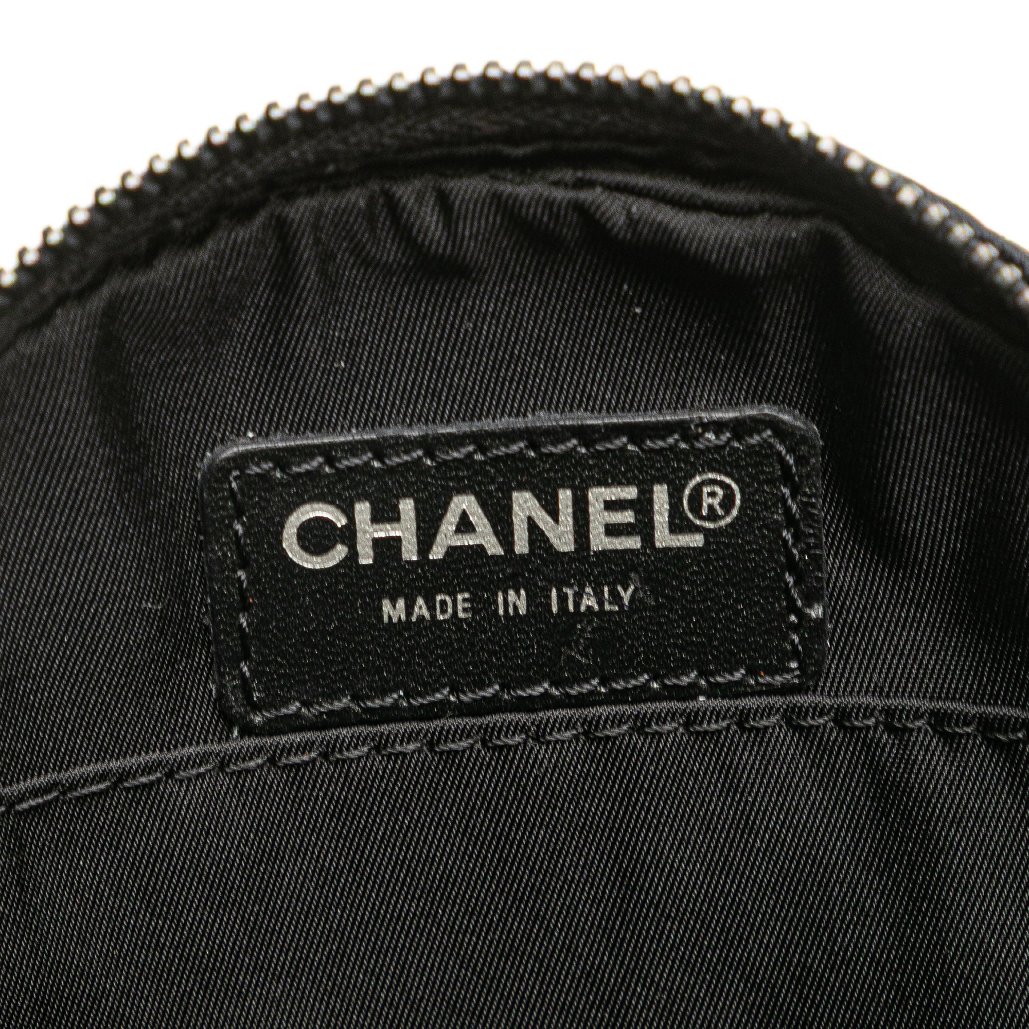 New Travel Line Nylon Round Pouch - Image 5