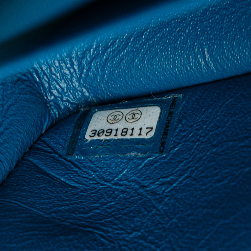Medium Classic Caviar Double Flap - Image 6
