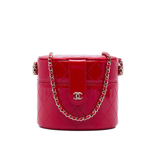 CC Quilted Patent Round Vanity Case with Chain - Image 1