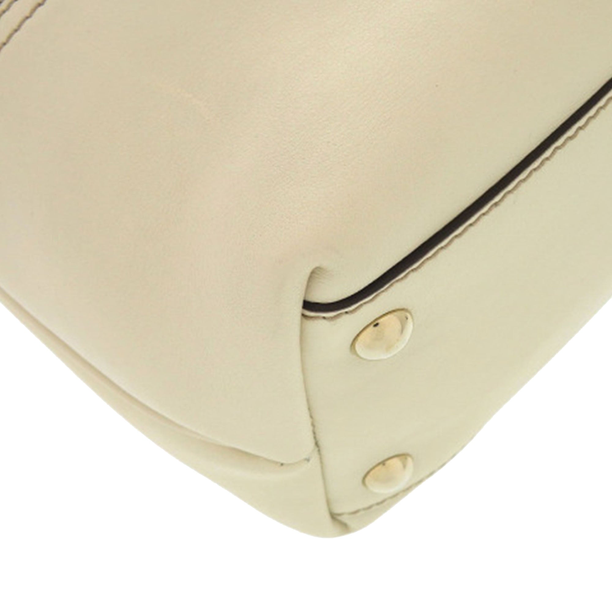 GG Canvas Britt Tote - Image 9