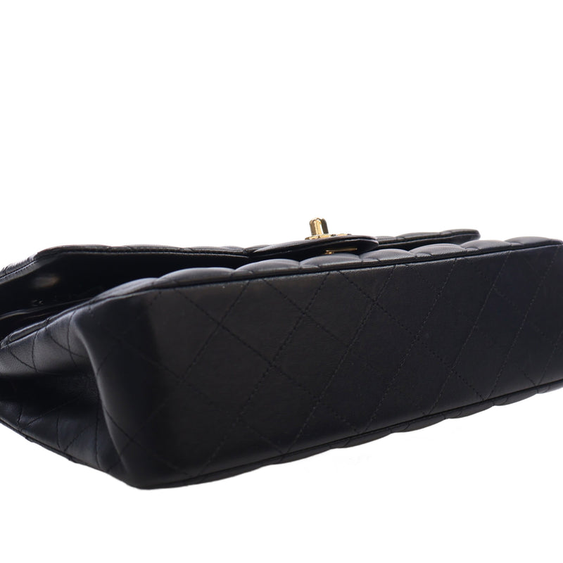 Medium Classic Lambskin Double Flap - Image 13