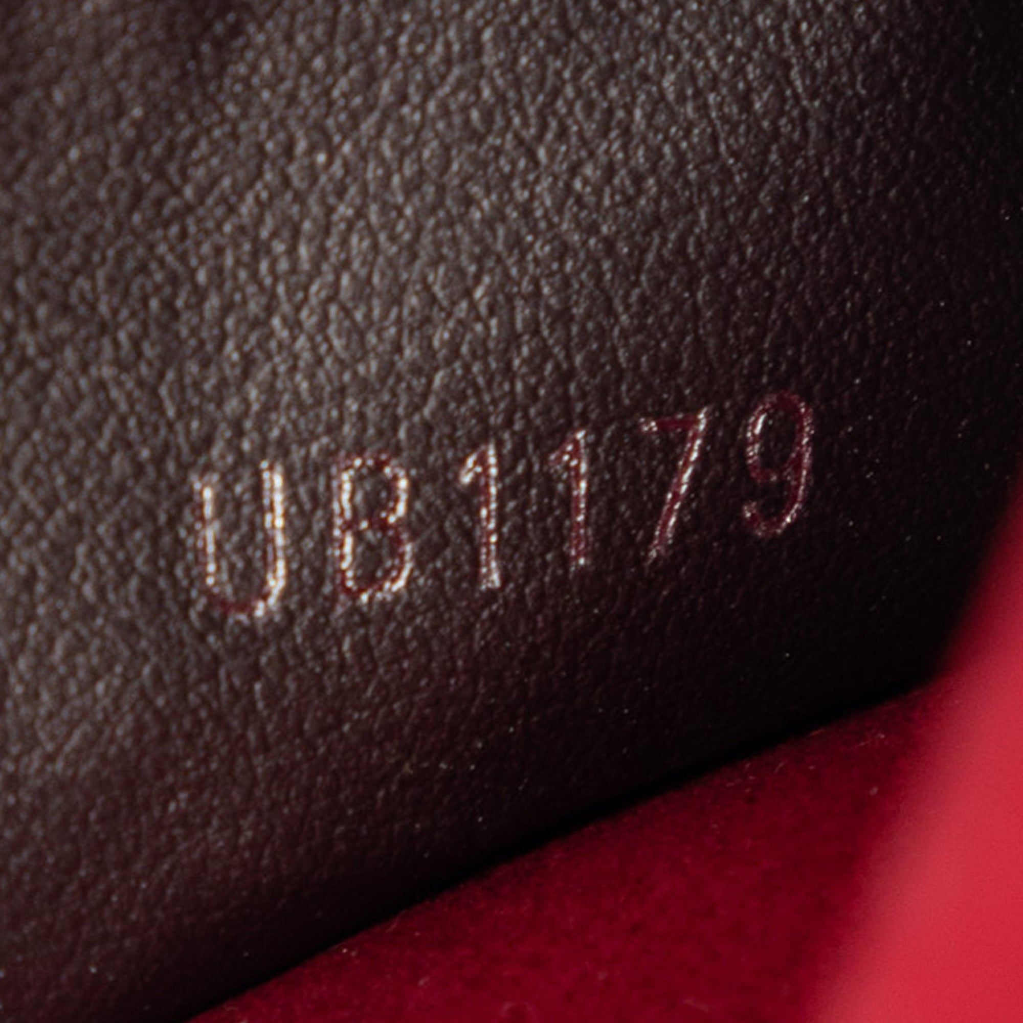 Bicolor Leather MyLockMe Chain Pochette - Image 6