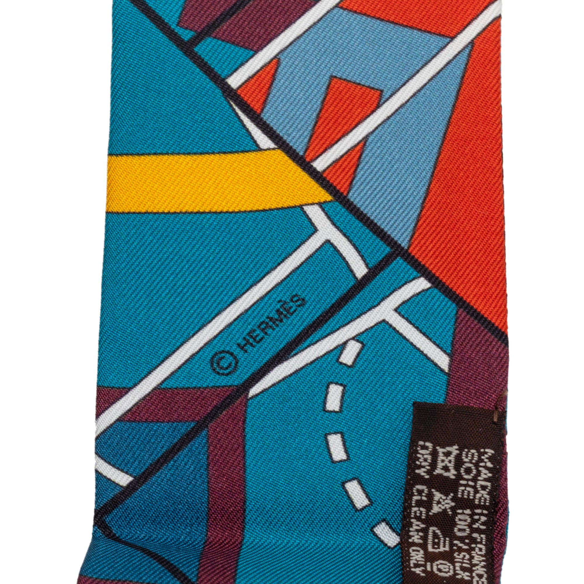 Sportif Silk Twilly Scarf - Image 4