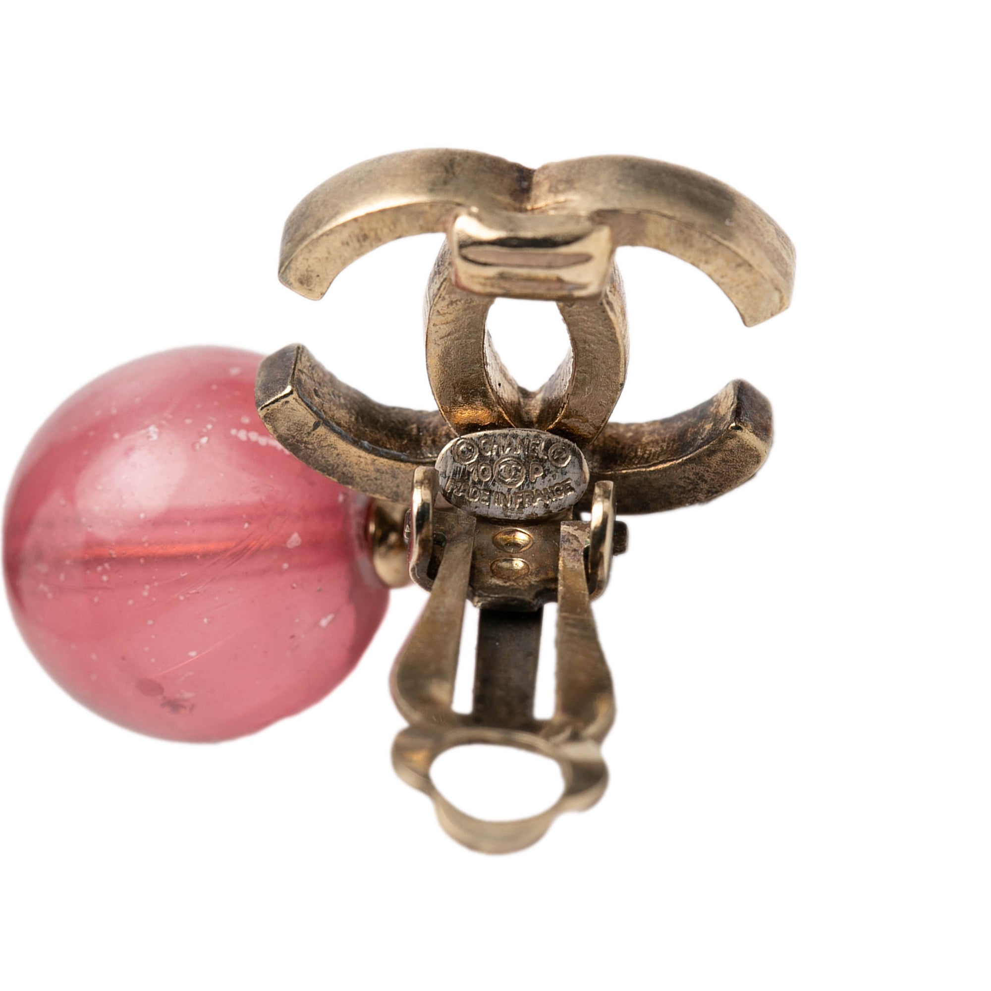 CC Brass Resin Drop Clip On Earrings - Image 3