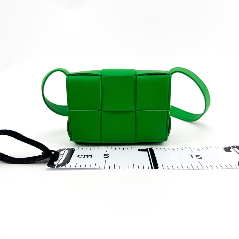 Bottega Veneta Cassette Maxi Intrecciato Leather Green Bag