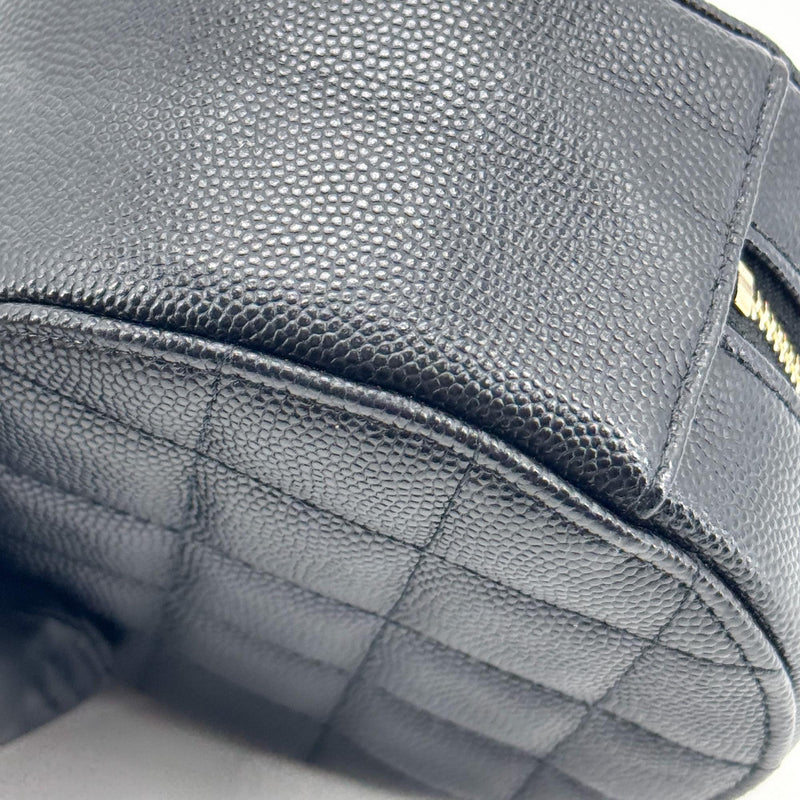 Chanel Round Chain Quilted Caviar Black Leather Bag
