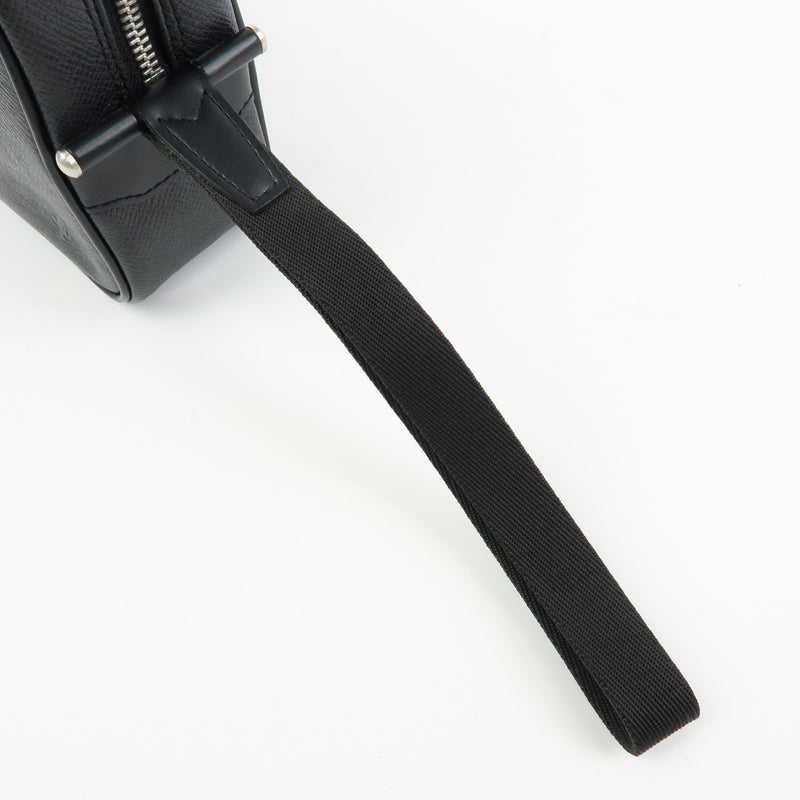 Louis Vuitton Kaluga Pochette Clutch Taiga Leather Black