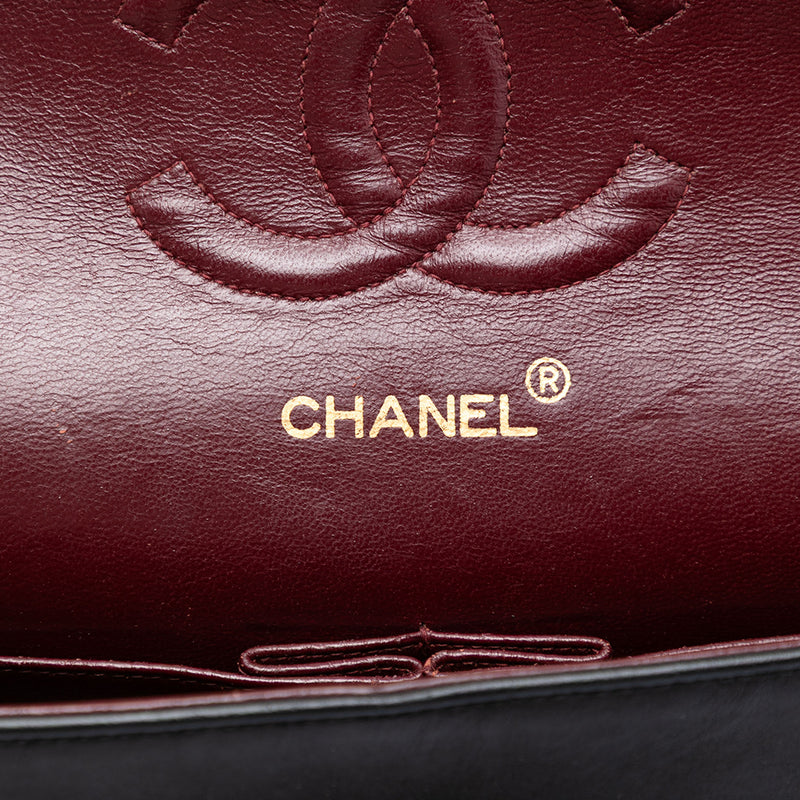 Medium Classic Lambskin Double Flap - Image 5
