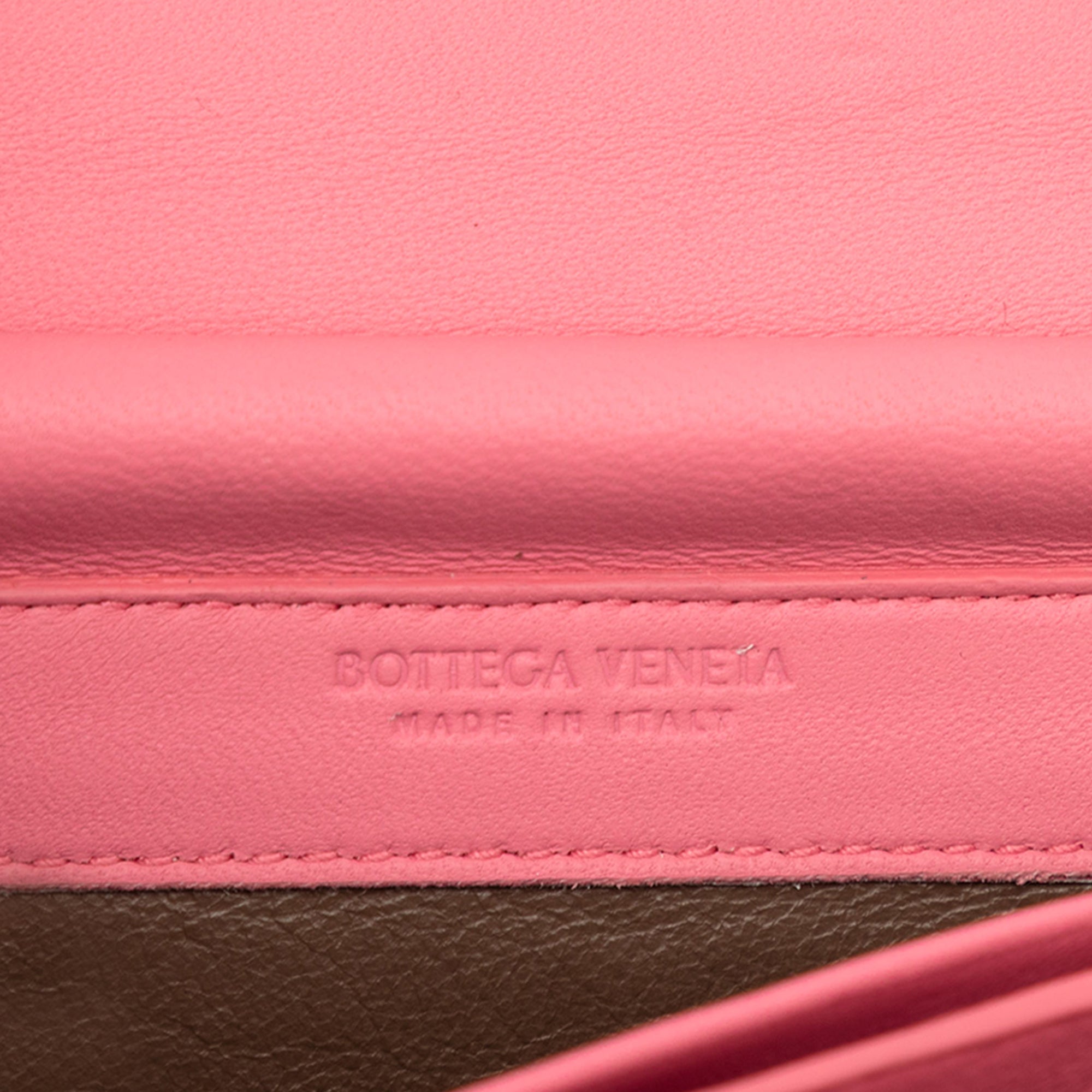 Nappa Intrecciato Continental Wallet on Chain - Image 5