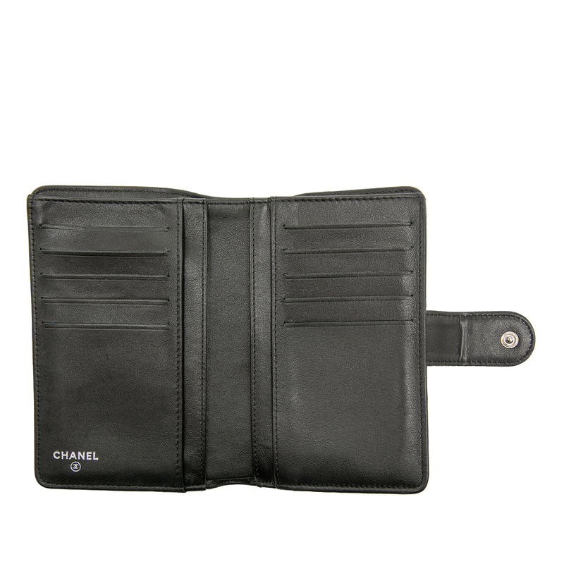 CC Caviar Bifold Wallet - Image 5