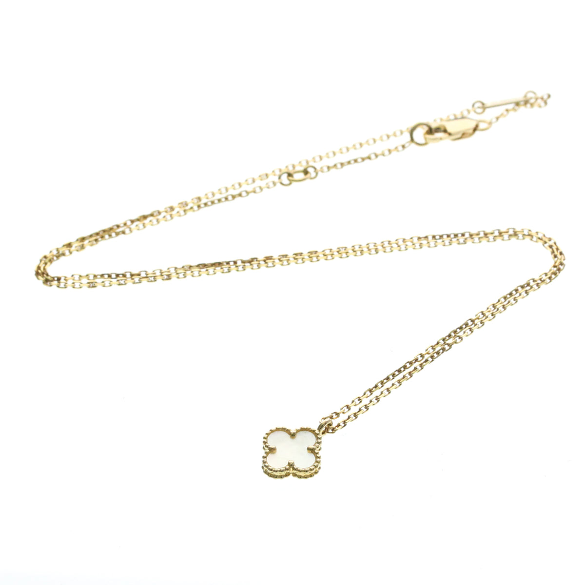 Van Cleef & Arpels Sweet Alhambra Pendant 18k Yellow Gold And Mother Of Pearl Yellow_gold Bijoux