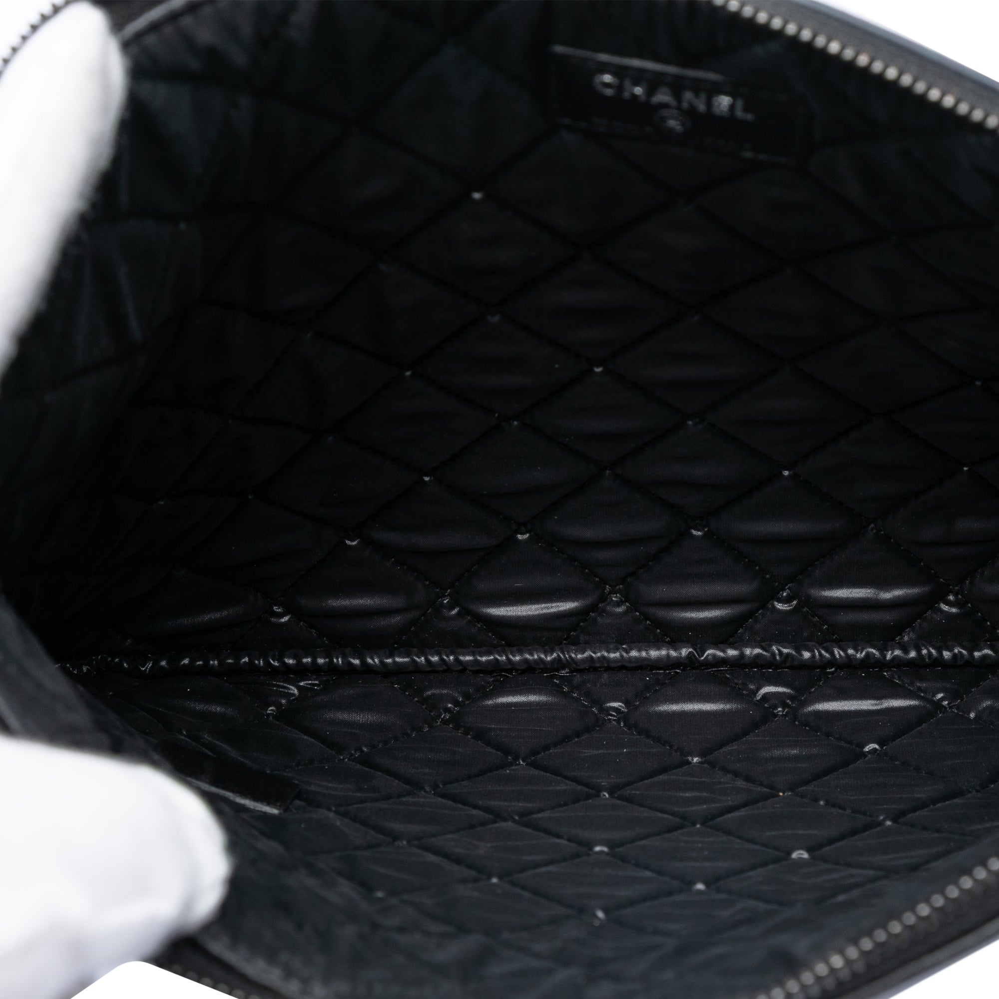 Medium Bicolor Lambskin Boy O Case Clutch - Image 4