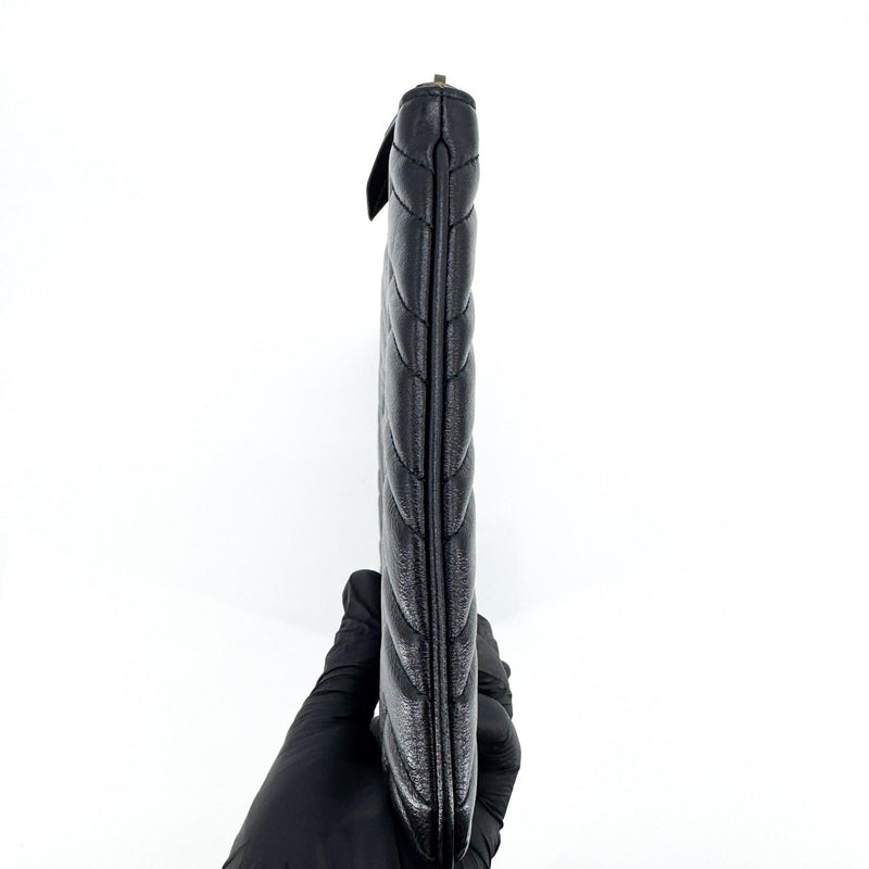 Gucci Gg Marmont Pouch Matelasse Leather Black