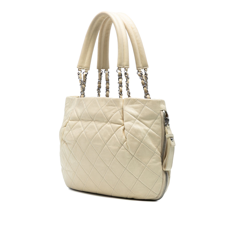 CC Quilted Caviar Expandable Tote - Image 2