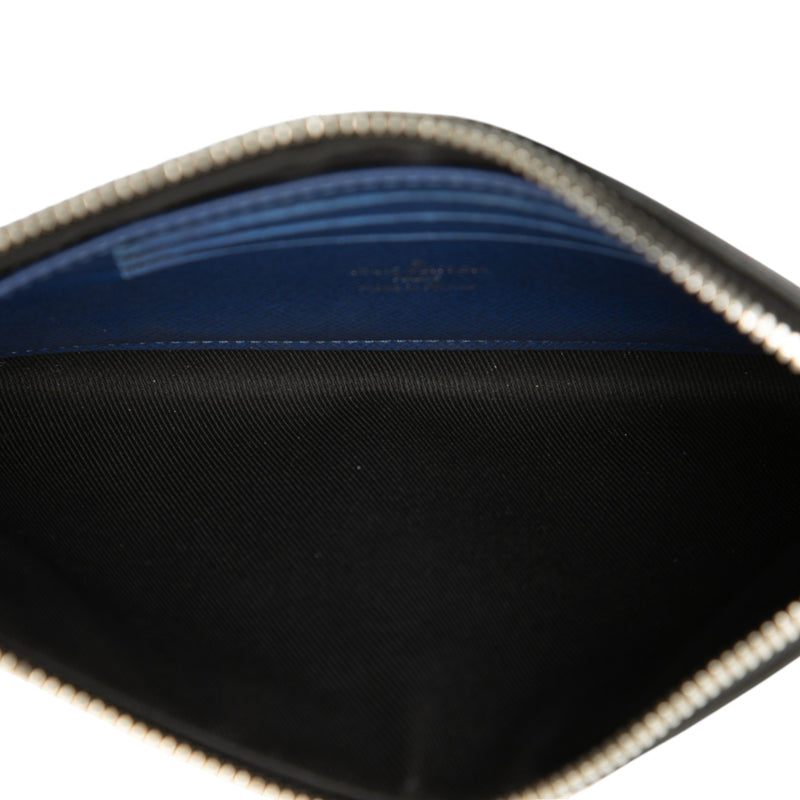 Monogram Taigarama Pochette Discovery PM - Image 4
