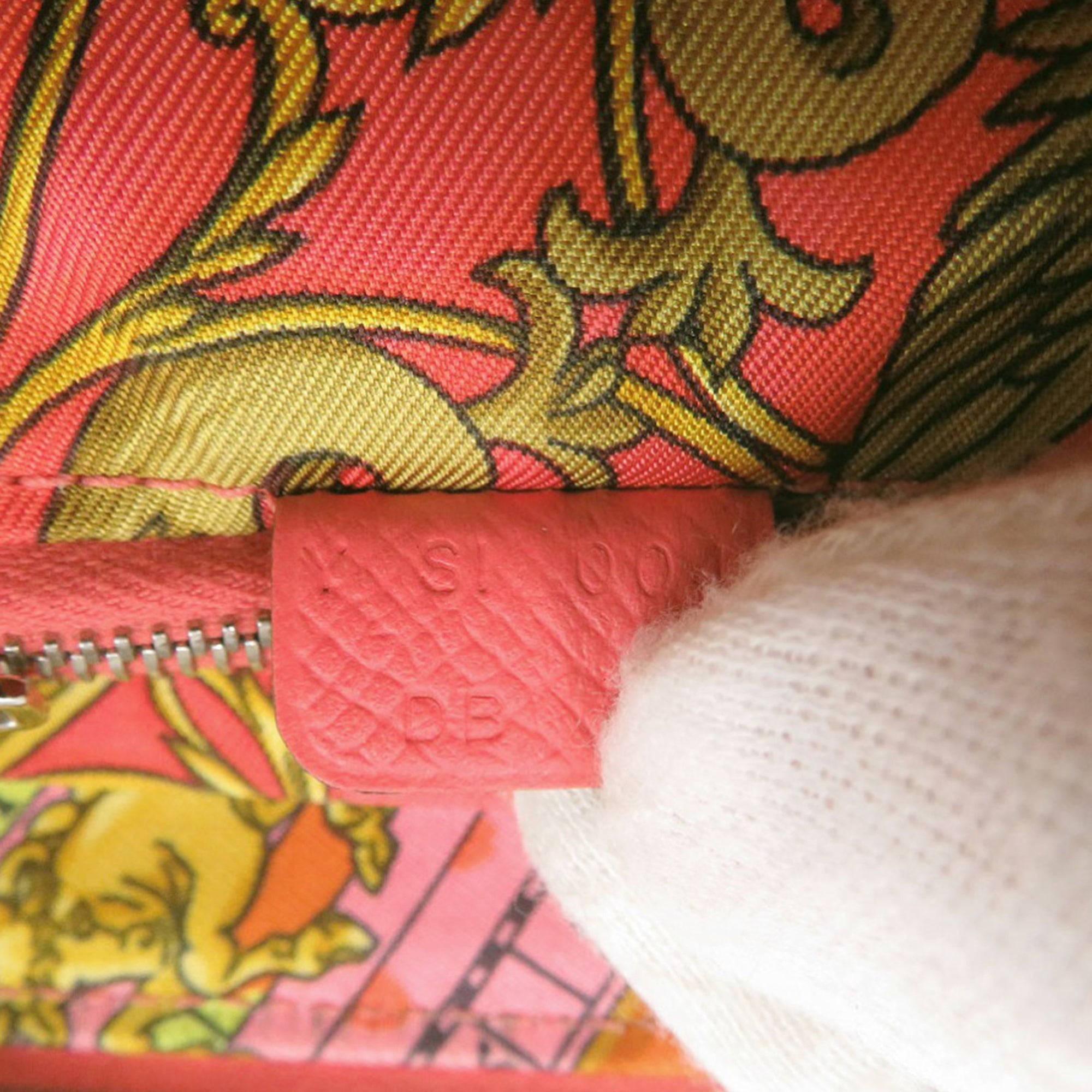 Epsom Silk In Compact Wallet - Image 6