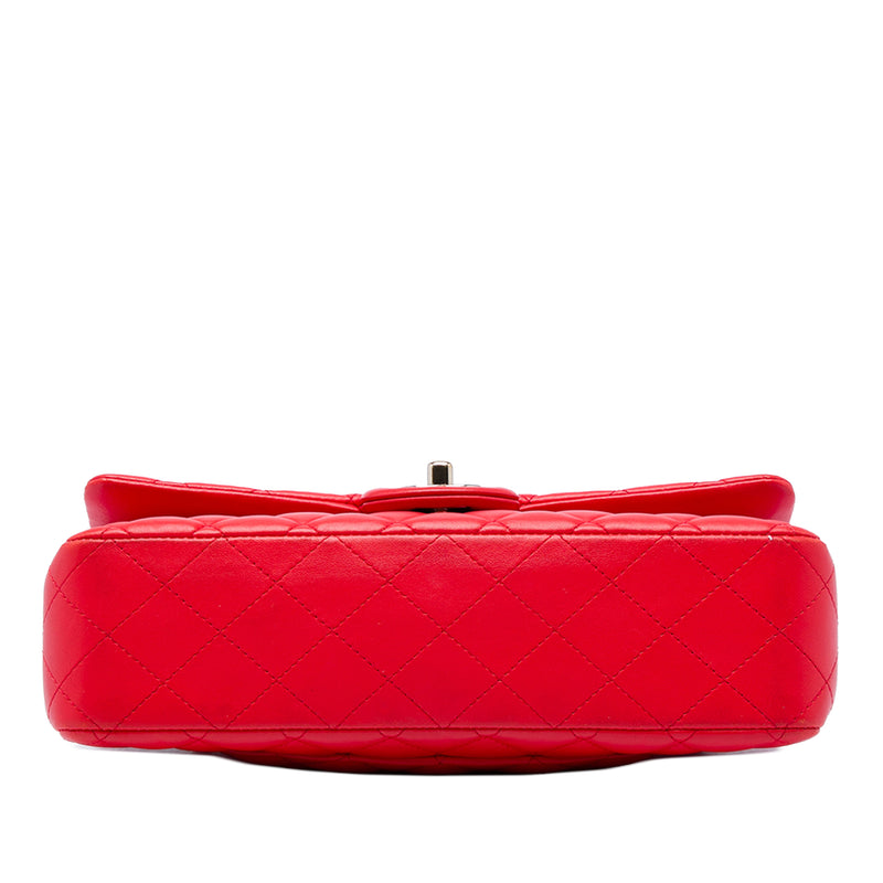 Medium Classic Lambskin Double Flap - Image 3