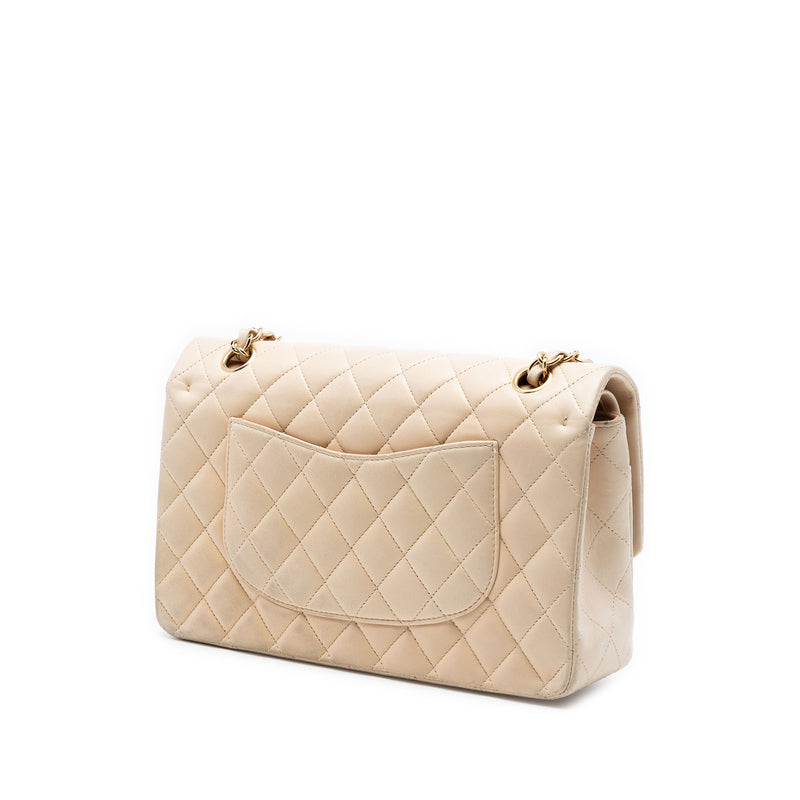 Medium Classic Lambskin Double Flap - Image 2