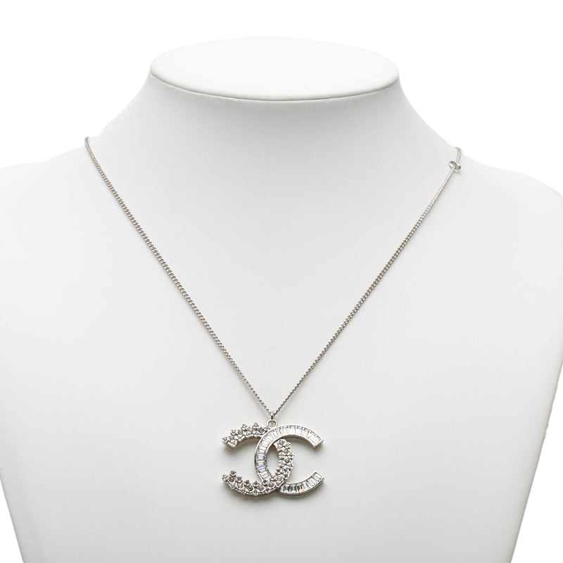 CC Brass and Strass Pendant Necklace - Image 6