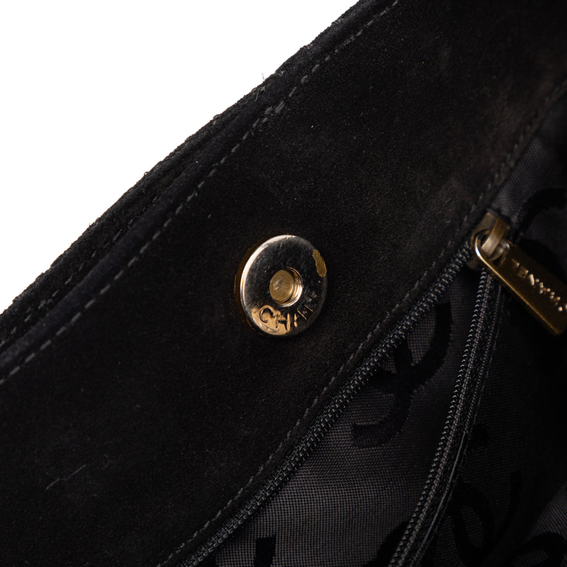CC Stitched Suede Tote - Image 8