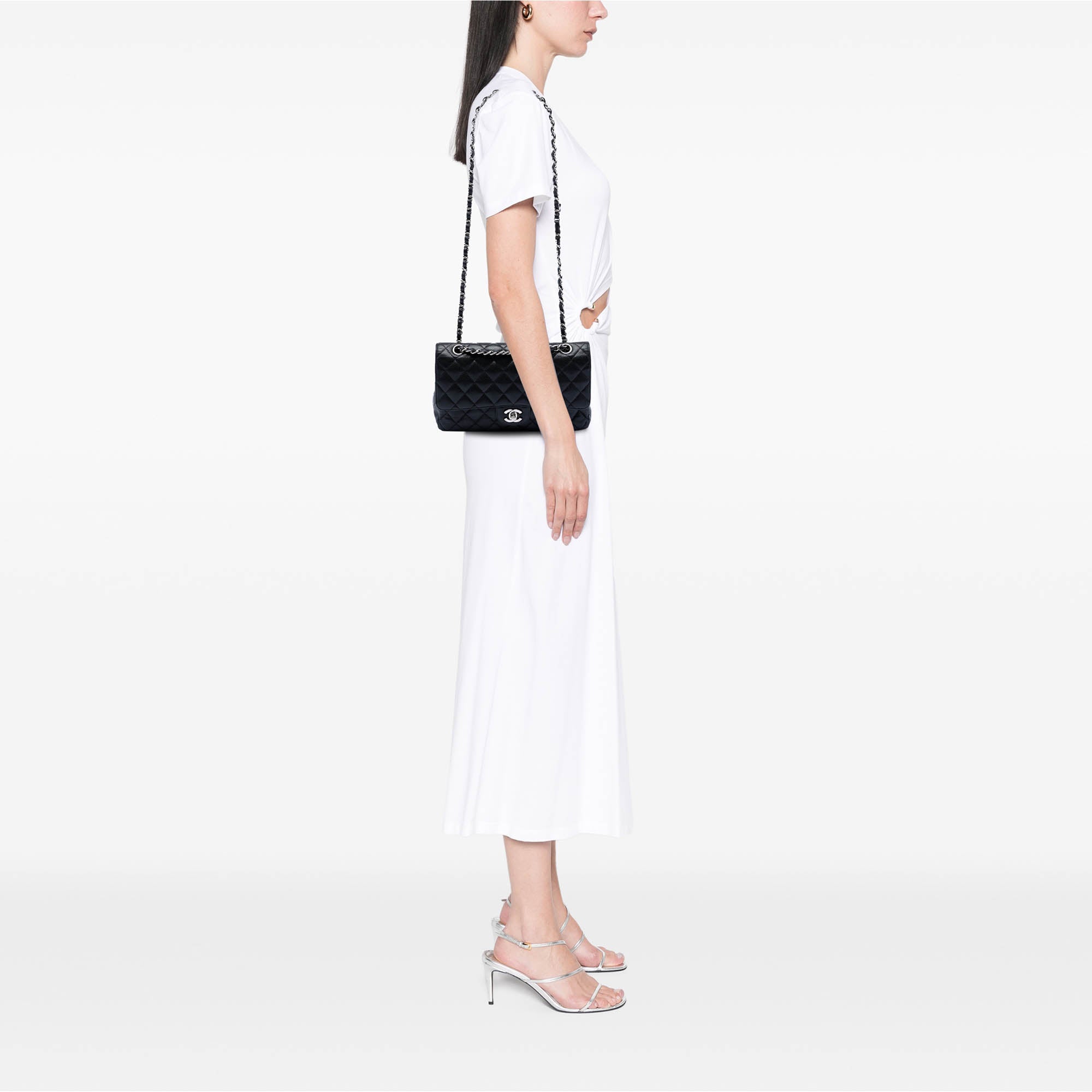 Medium Classic Caviar Double Flap - Image 7