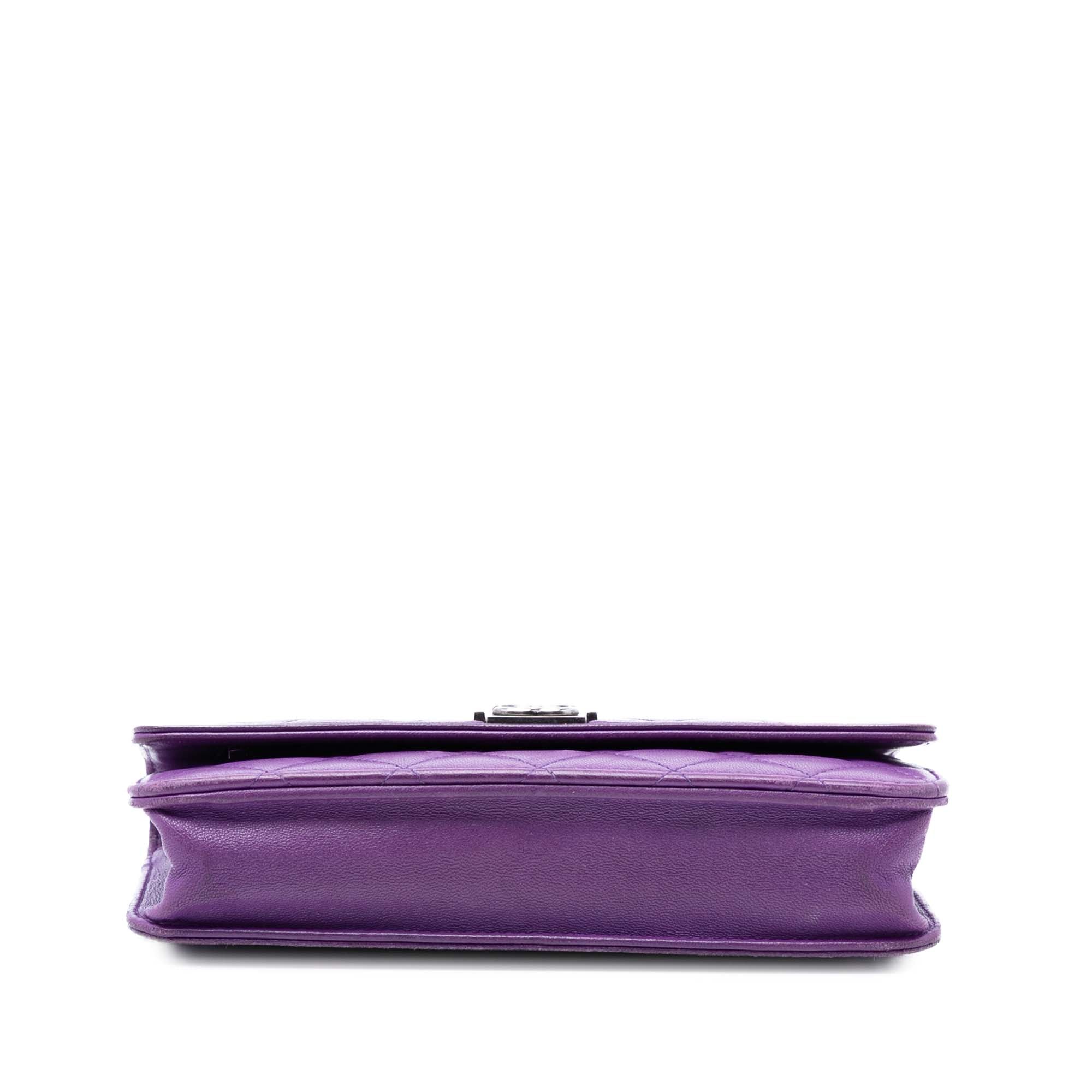 Quilted Lambskin Boy Wallet on Chain - Image 3