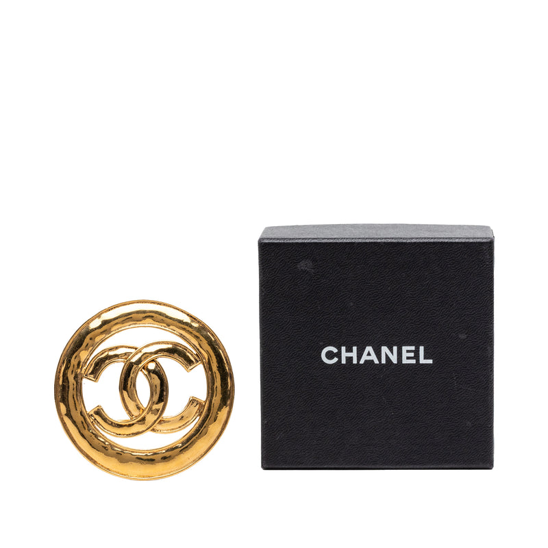 CC Gold Plated Cut Out Round Brooch - Image 4