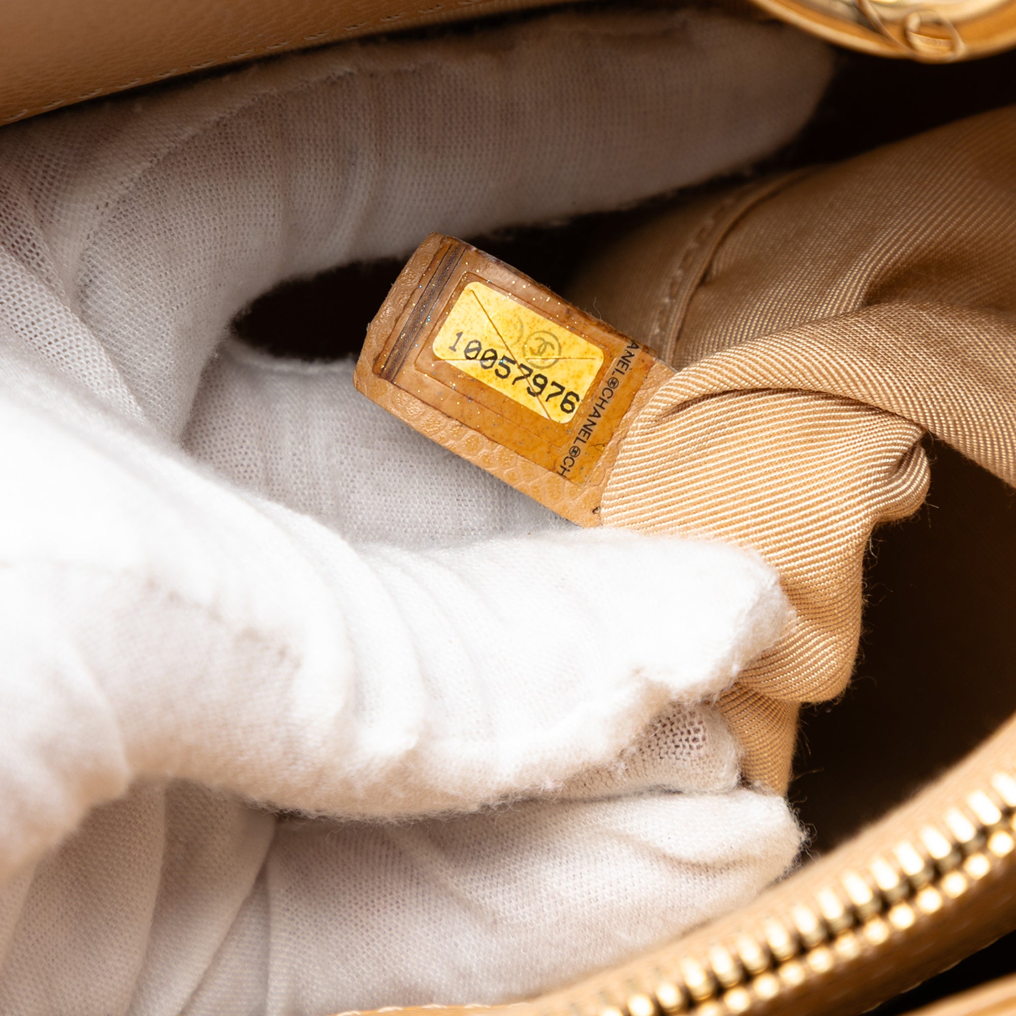 Caviar Grand Shopping Tote - Image 6