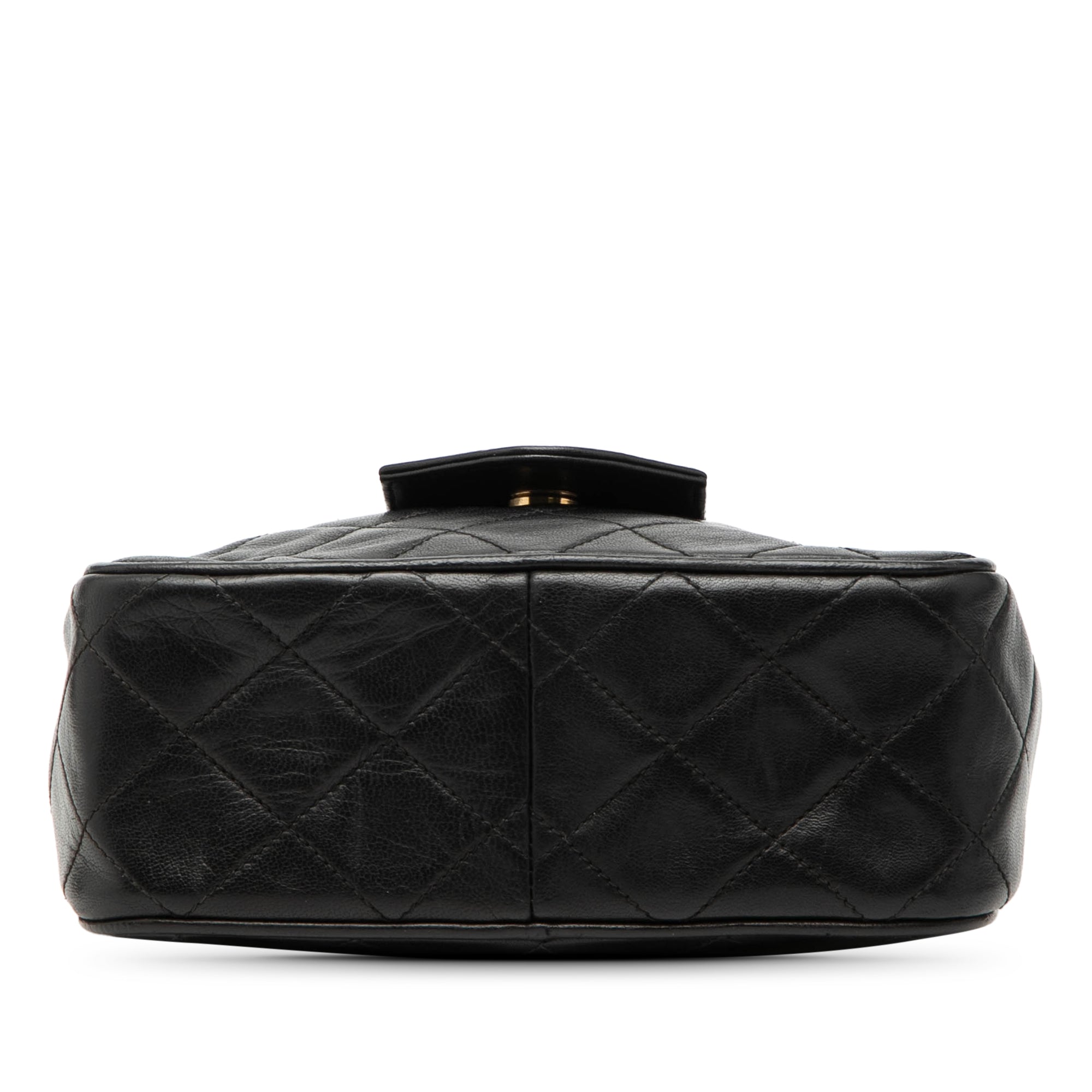 CC Quilted Lambskin Tassel Camera Bag - Image 3