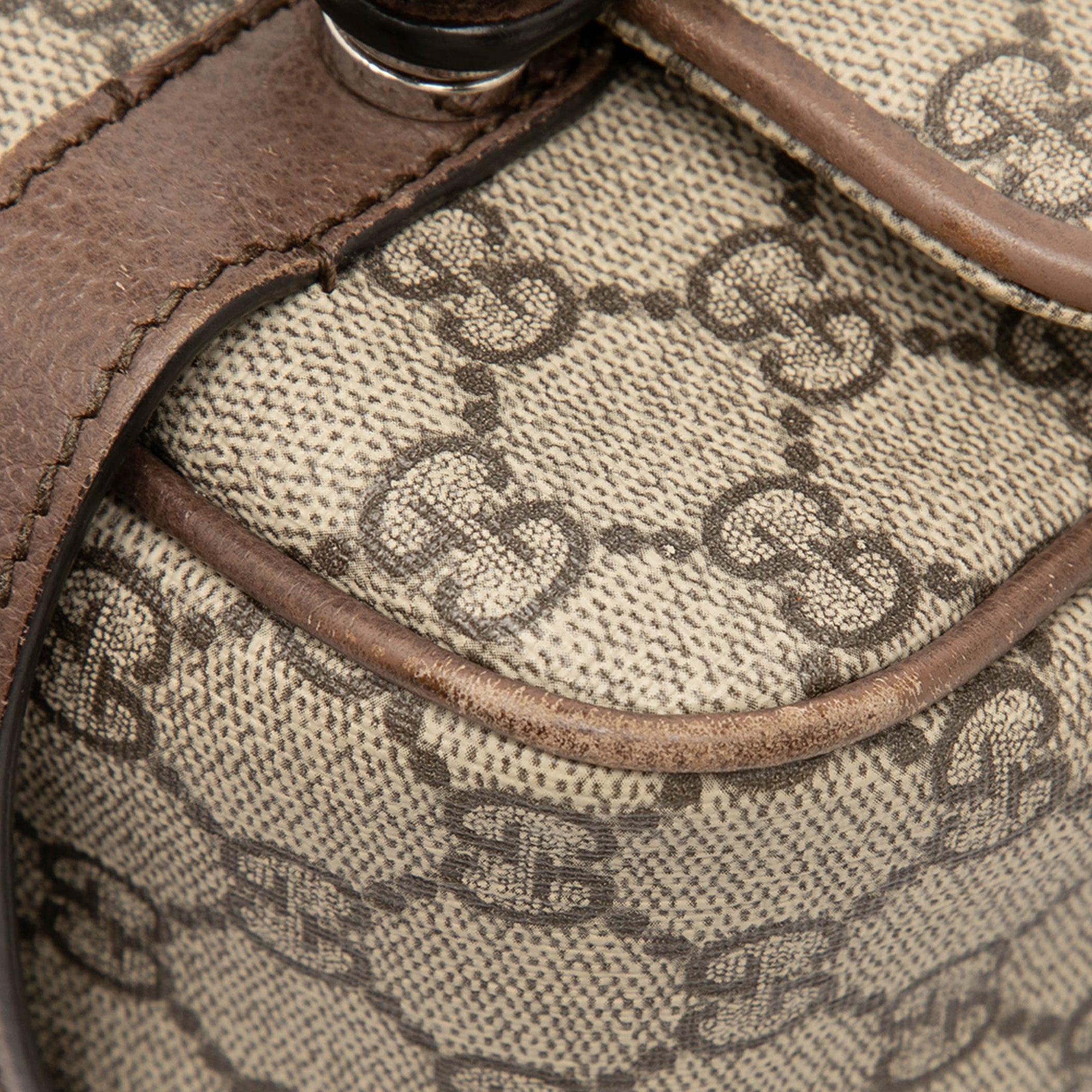 GG Supreme Textured Dollar Calfskin Retro Interlocking G Flap Messenger Bag - Image 7