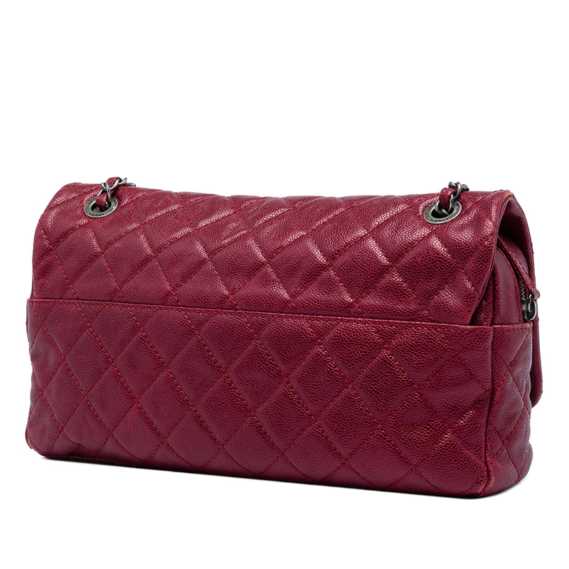 Jumbo Quilted Iridescent Caviar Easy Flap - Image 2