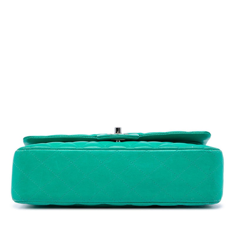Medium Classic Lambskin Double Flap - Image 3