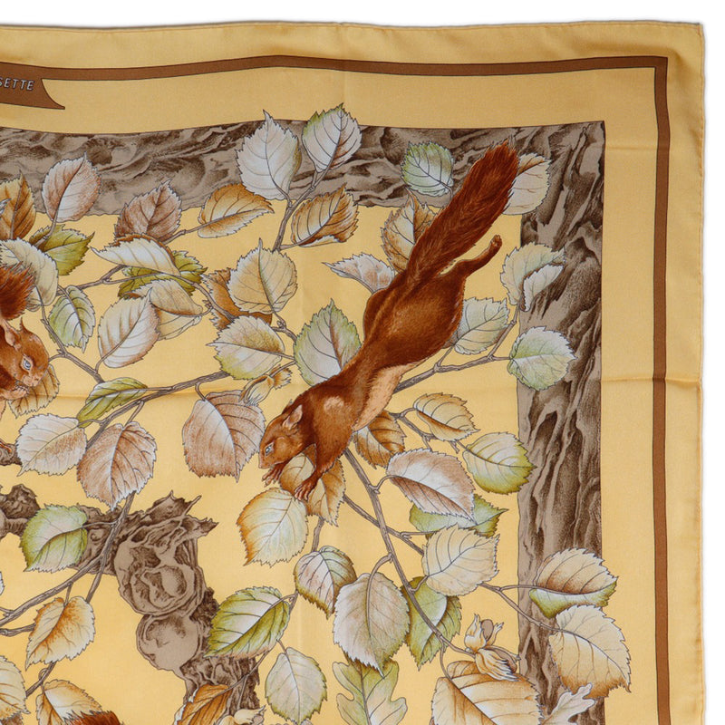 Casse Noisette Silk Scarf 90 - Image 4