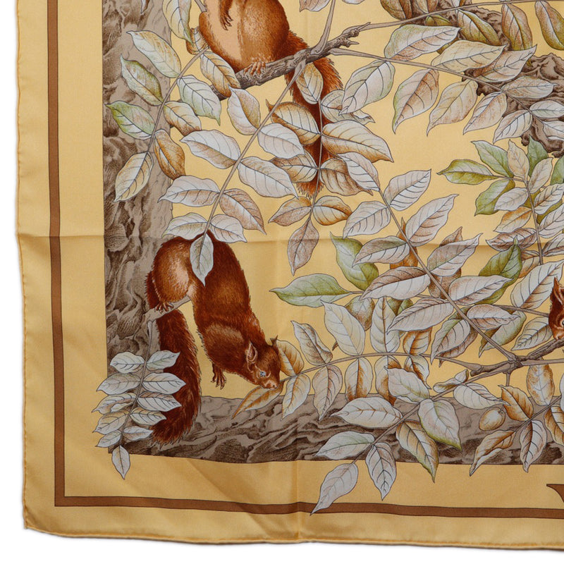 Casse Noisette Silk Scarf 90 - Image 5