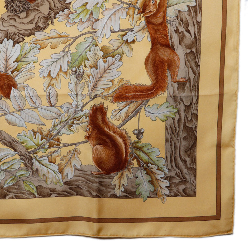 Casse Noisette Silk Scarf 90 - Image 6