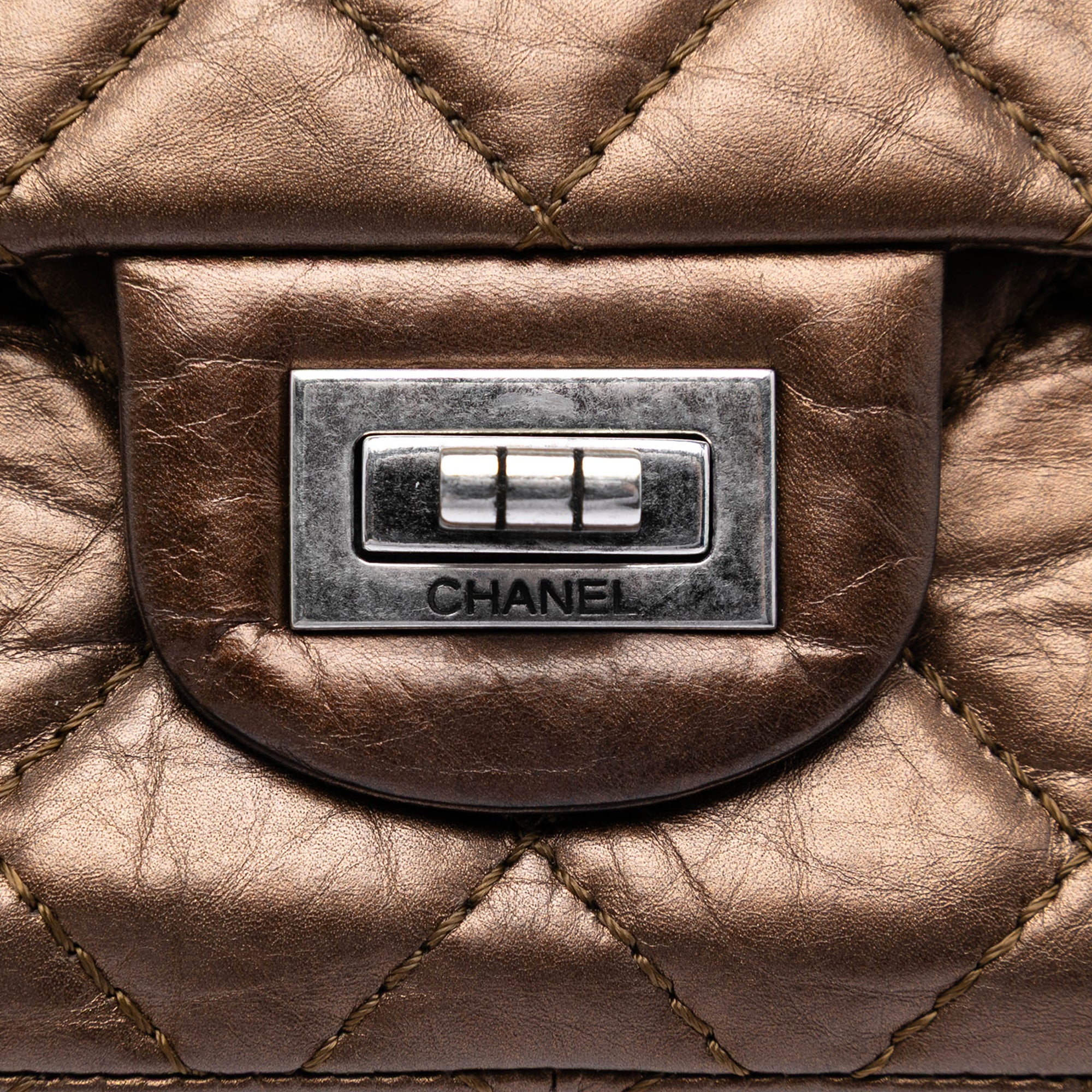 Quilted Metallic Aged Calfskin Reissue 2.55 Double Flap 226 - Image 5