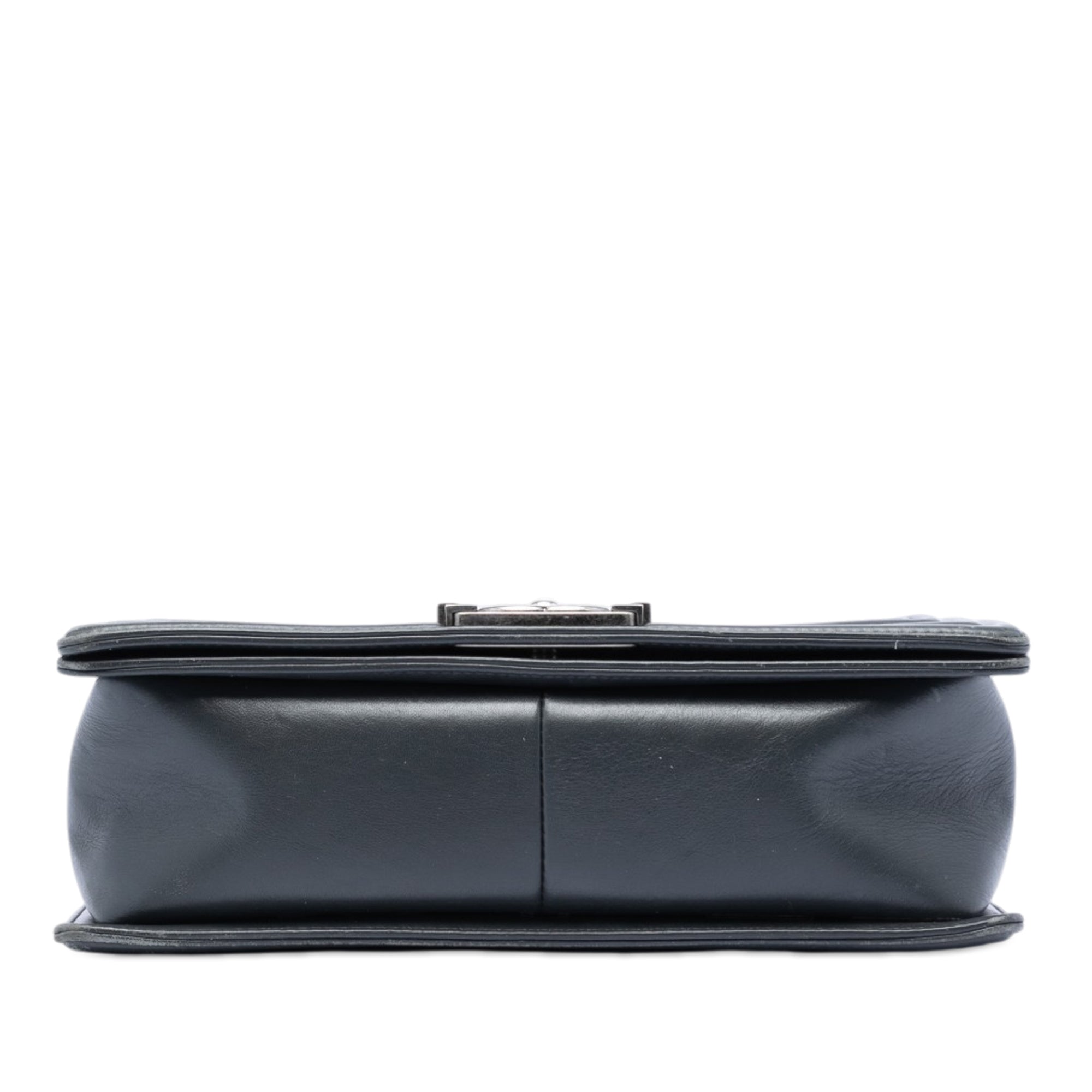 Old Medium Chevron Lambskin Boy Flap - Image 3