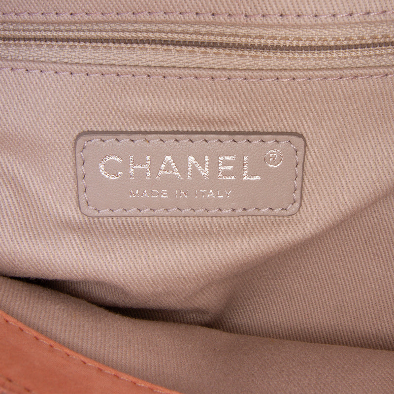 Small Iridescent Calfskin Sea Hit Tote - Image 5