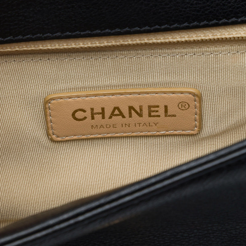 Small Quilted Grained Calfskin Label Click Flap - Image 5