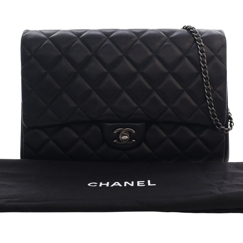 CC Quilted Lambskin Flap Clutch with Chain - Image 15