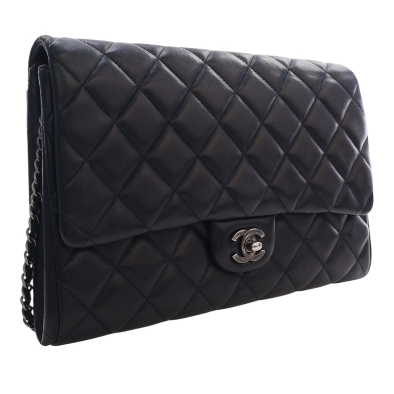 CC Quilted Lambskin Flap Clutch with Chain - Image 2