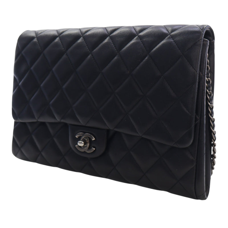CC Quilted Lambskin Flap Clutch with Chain - Image 3