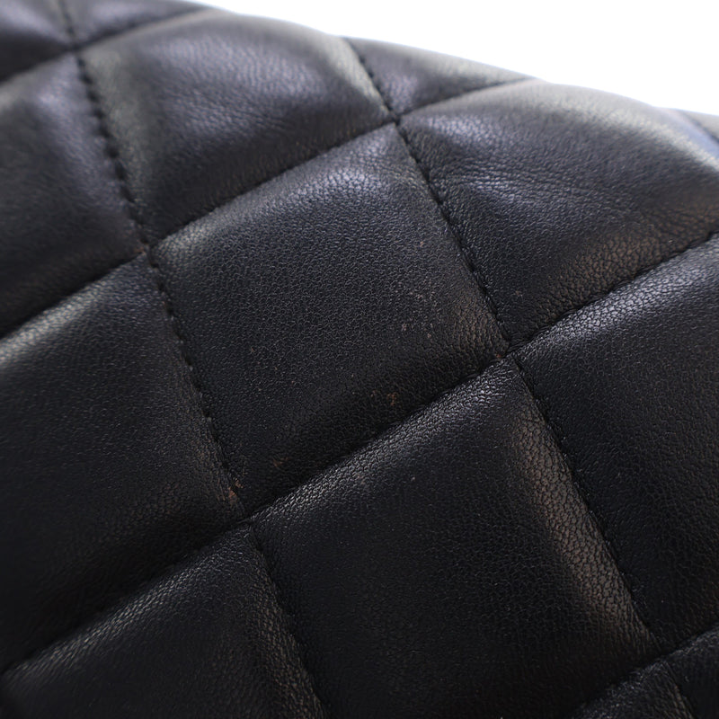 CC Quilted Lambskin Flap Clutch with Chain - Image 8