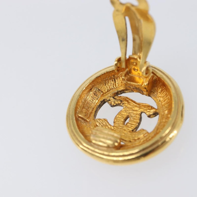 Chanel Vintage Cc Round Clip-On Metal Gold Bijoux