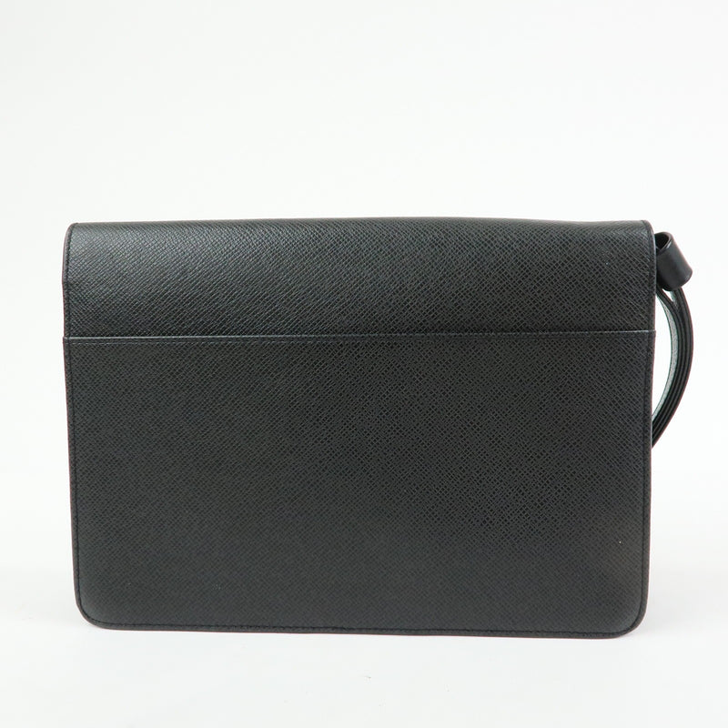 Louis Vuitton Selenga Pochette Taiga Leather Black Bag